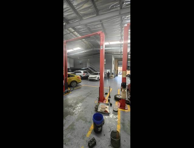 478M² WAREHOUSE TO LET IN SUNNYROCK